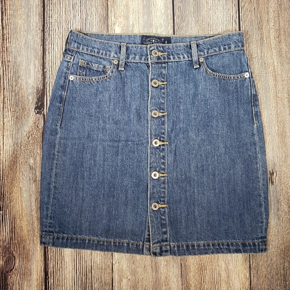 Lucky Brand Dresses & Skirts - Lucky Brand high rise denim pencil skirt size 8